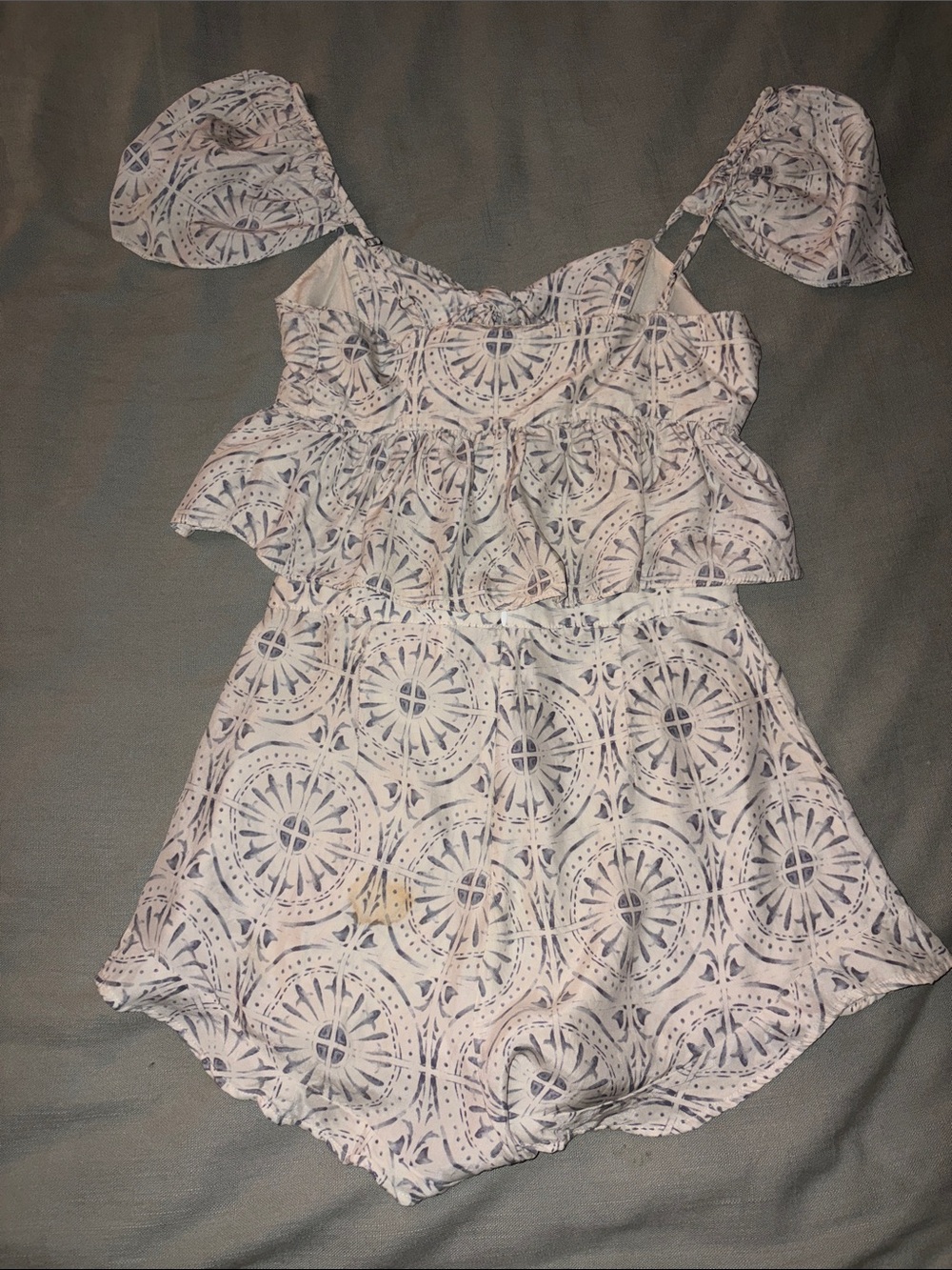 Stone Cold Fox Matching Set - Picture 4 of 11